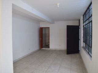 Foto 2 de Se Alquila Local Comercial Área 200M2