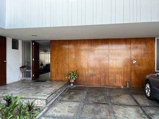 Foto 17 de VENDO CASA SAN ISIDRO AMPLIA Y MUY BIEN UBICADA COMERCIO ZONAL