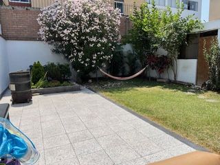 Foto 4 de VENDO CASA SAN ISIDRO AMPLIA Y MUY BIEN UBICADA COMERCIO ZONAL