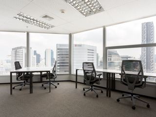 Foto 9 de Alquiler de oficina corporativa para 4 personas en Bogota, Spaces Colina Campestre.