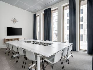 Foto 5 de Alquiler de oficina corporativa para 5 personas en Bogota, Spaces Colina Campestre.