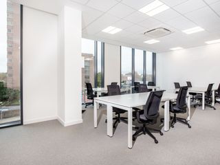 Foto 9 de Alquiler de oficina corporativa para 5 personas en Bogota, Spaces Colina Campestre.