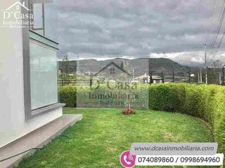 Foto 4 de Casa de Venta de lujo – Challuabamba, 3 dormitorios, 3 garajes, área verde, en urbanización privada.