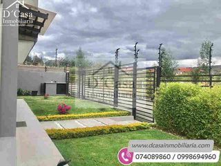 Foto 6 de Casa de Venta de lujo – Challuabamba, 3 dormitorios, 3 garajes, área verde, en urbanización privada.