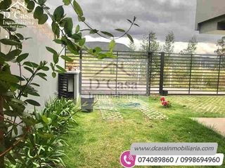 Foto 10 de Casa de Venta de lujo – Challuabamba, 3 dormitorios, 3 garajes, área verde, en urbanización privada.