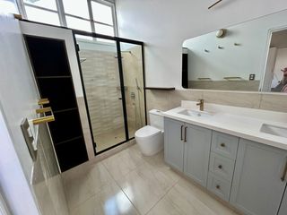 Foto 14 de ALQUILER LINDA CASA EN CONDOMINIO URB.LOS GRANADOS, SURCO