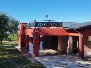 Foto 11 de VENTA DOS CASAS CON PISCINA AMPIO PARQUE VISTA A SIERRAS CALAMUCHITA