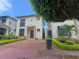 Foto 4 de Casa en alquiler Bosque de la Costa