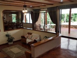 Foto 8 de Propiedad en venta. Challuabamba Pan. Norte. amplia área verde. Fácil acceso