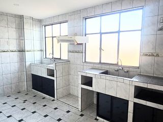 Foto 14 de OSASIÓN EDIFICIO DE 5 PISOS,VISTA PARQUE, 7 DPTOS+COCHERA 6 VEHÍCULOS, COMAS!!!