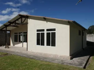Foto 20 de Arriendo - Casa - Renta - Cumbaya - Miravalle