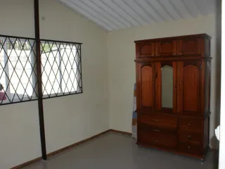 Foto 11 de Arriendo - Casa - Renta - Cumbaya - Miravalle