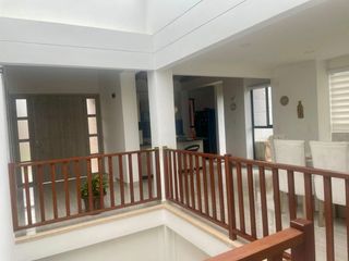 Foto 14 de ESPECTACULAR CASA CAMPESTRE MODERNA CON VISTA A UN LAGO