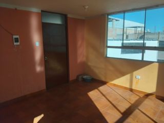 Foto 4 de Venta De Casa Comercial Para Negocio