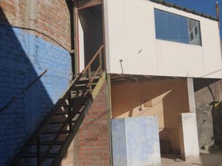 Foto 16 de Venta De Casa Comercial Para Negocio