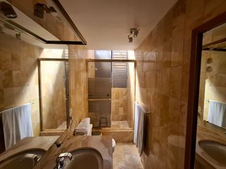 Foto 5 de Alquilo Linda Casita De 3 Pisos En Quinta Privada - Yanahuara