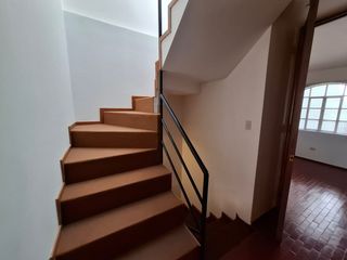Foto 14 de Alquilo Linda Casita De 3 Pisos En Quinta Privada - Yanahuara