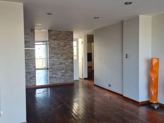Foto 2 de Se Vende Amplio Departamento En Residencial Quinta Samay - Cayma