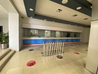 Foto 7 de Venta de local comercial con oficinas, sector La Mariscal - Quito