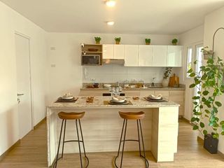 Foto 3 de Moderno Flat 91 m² en Paseo de La Republica - Miraflores
