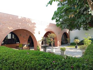 Foto 16 de Hermosa Casa 1250 m², Piscina Jardin - Zona Batallones, Surco