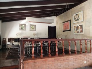 Foto 4 de Hermosa Casa 1250 m², Piscina Jardin - Zona Batallones, Surco