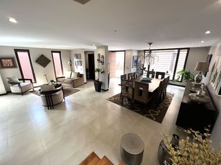 Foto 5 de Vendo Casa 4 dormtiorios - Sector Cazhapata (Puertas del Sol), a pocas cuadras del Plaza Soleil