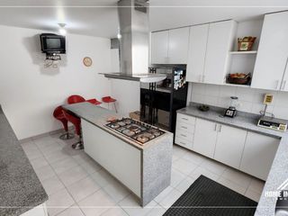 Foto 9 de SAN BORJA - DUPLEX EN VENTA EN CHACARILLA DEL ESTANQUE