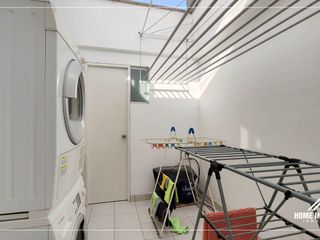 Foto 36 de SAN BORJA - DUPLEX EN VENTA EN CHACARILLA DEL ESTANQUE