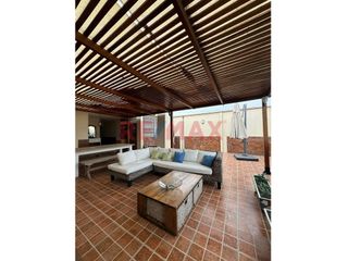 Foto 5 de Venta De Duplex Frente A Parque En Chorrillos