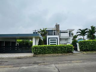 Foto 7 de HERMOSA PROPIEDAD EN  VENTA URB. PRIVADA