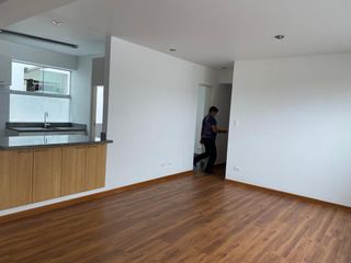 Foto 2 de ALQUILO BUEN DPTO EN TERCER PISO URB. CHAMA SURCO