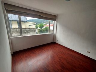 Foto 3 de SE VENDE HERMOSA CASA  DE OPORTUNIDAD SECTOR LA PRIMAVERA