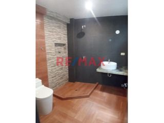 Foto 3 de Alquiler De Casa Comercial En San Martin De Porres