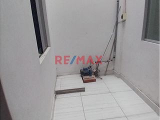 Foto 9 de Alquiler De Casa Comercial En San Martin De Porres