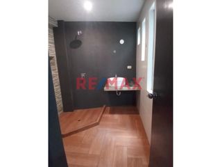 Foto 11 de Alquiler De Casa Comercial En San Martin De Porres