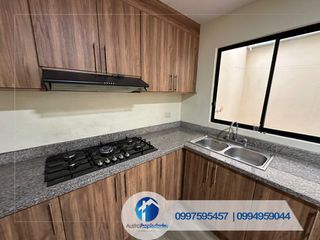 Foto 2 de DE OPORTUNIDAD CASA EN RENTA