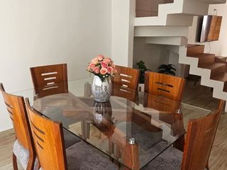Foto 7 de Casa Amoblada En Alquiler Frente A Parque En Derrama Magisterial