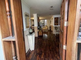 Foto 3 de VENDO CASA CONSERVADA EN MAGDALENA CERCA A LA PERA DEL AMOR