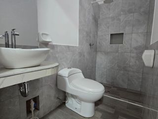 Foto 3 de 1 Habitación en el 3er piso, perfecta para chicos que estudian y trabajan.