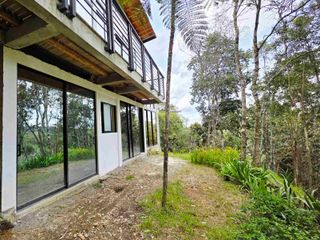 Foto 8 de Venta Casa   Campestre de Lujo en el Bosque,  Para Estrenar, Excelente Ubicación, doble proposito:residencial y/o comercial.