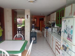 Foto 5 de HERMOSA CASA VISTA PARQUE SURCO LIMITE MIRAFLORES