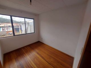 Foto 21 de PROPIEDAD COMERCIAL CASA EN ARRIENDO EN CUENCA SECTOR AVE PASEO DE LOS CAÑARIS y Av. Max Uhle