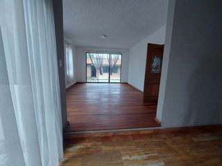 Foto 19 de PROPIEDAD COMERCIAL CASA EN ARRIENDO EN CUENCA SECTOR AVE PASEO DE LOS CAÑARIS y Av. Max Uhle