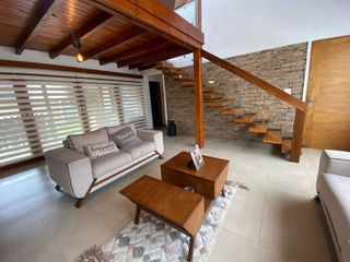 Foto 6 de Casa de arriendo o venta en nayón de 5 dormitorios dentro de urbanización