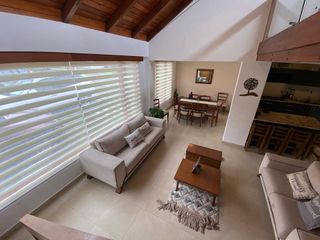 Foto 8 de Casa de arriendo o venta en nayón de 5 dormitorios dentro de urbanización