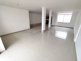 Foto 2 de ✅RENTO AMPLIO LOCAL COMERCIAL 70 m2 (San Antonio de Pichincha)