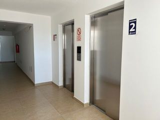 Foto 4 de ALQUILER Departamento Vista Externa Piso11 Sta. Beatriz –Cercado