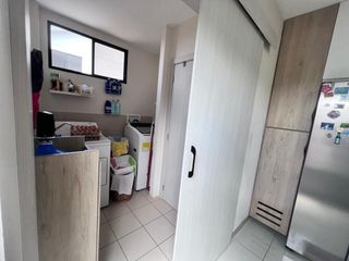 Foto 11 de EN ALQUILER CASA ESQUINERA AMOBLADA EN VIA A LA COSTA, URB PORTO ALEGRE, KM 12.5