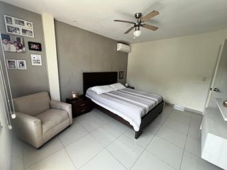 Foto 17 de EN ALQUILER CASA ESQUINERA AMOBLADA EN VIA A LA COSTA, URB PORTO ALEGRE, KM 12.5